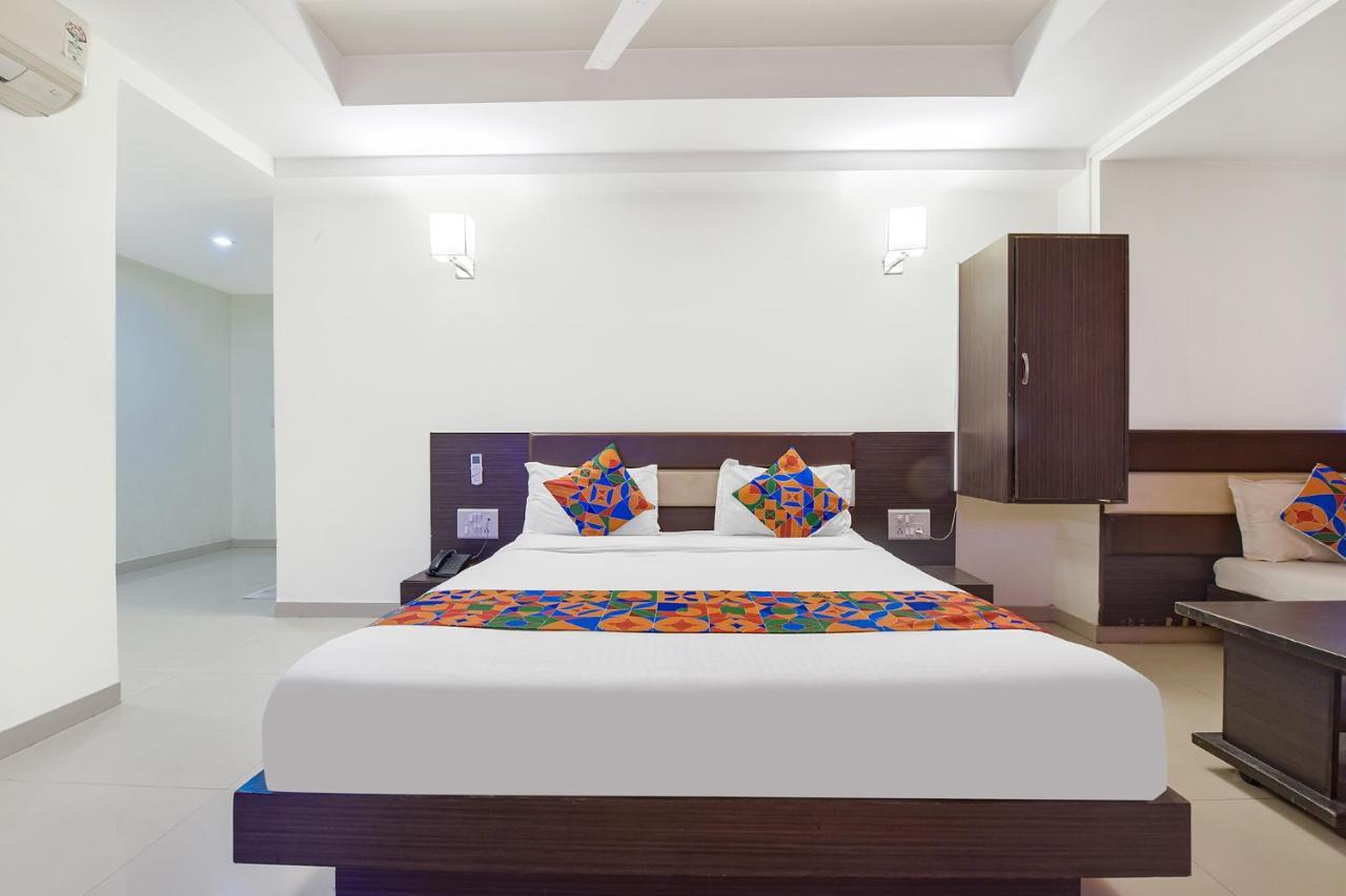 Fabhotel Skyland Ahmedabad Luaran gambar