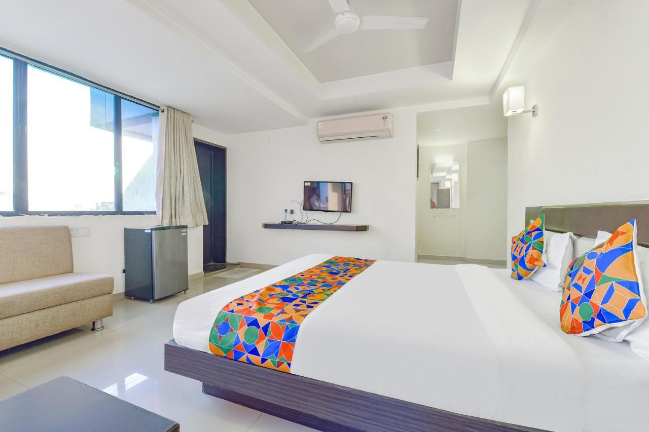 Fabhotel Skyland Ahmedabad Luaran gambar